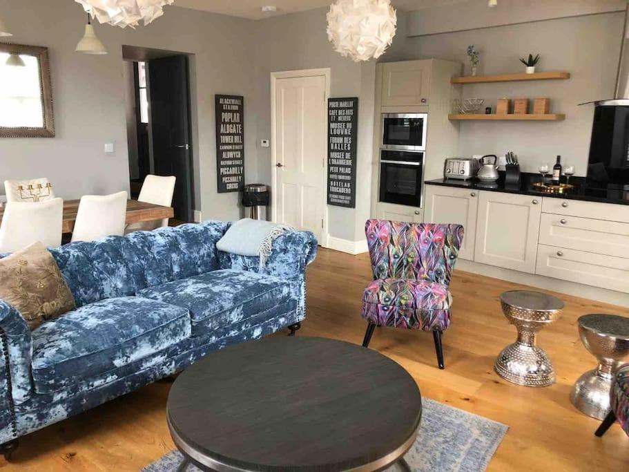 Luxurious 2 Bedroom Apartment In Central Berwick Экстерьер фото
